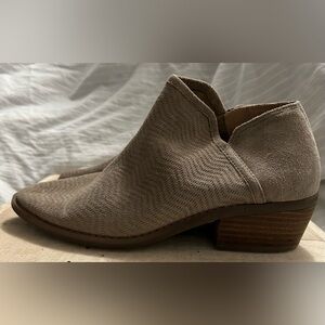 Lucky Brand Women's Farel Boot Block Heel Taupe Tan Suede Size Zip Bootie Sz 8.5